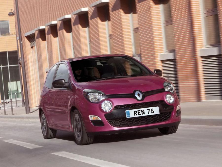  Renault Twingo 2012 года  (UK) (фото 11 из 13)